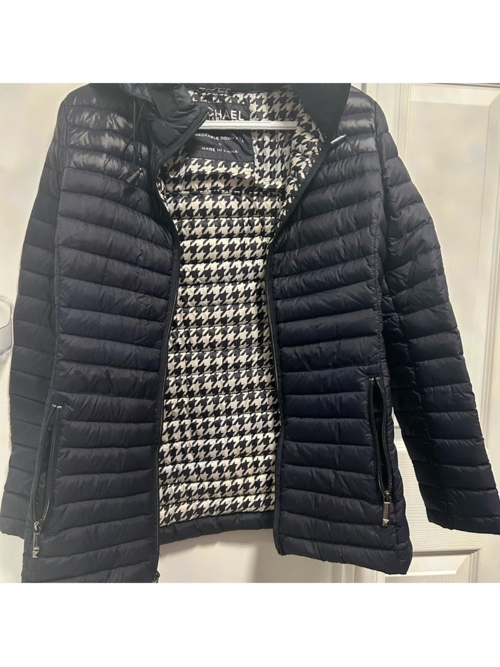 MICHAEL Michael Kors Black Quilted Puffer Jacket with Houndstooth Lining